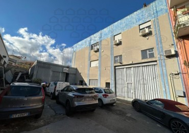 Immobile Commerciale - Locale in affitto a Messina