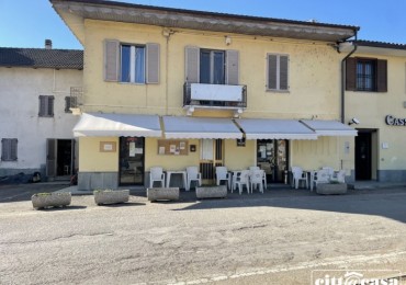 Bar in vendita a Lauriano